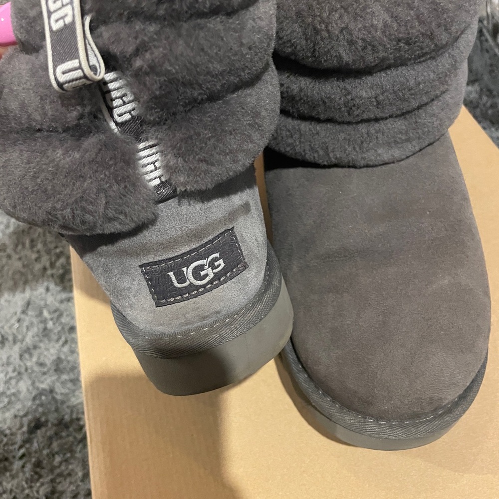 Ugg Fluff mini quilted